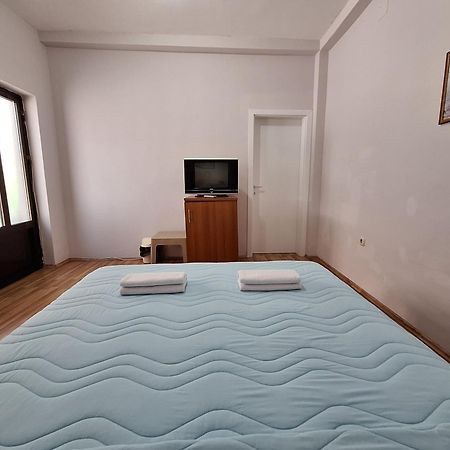 Studio Apartments Oleg Ohrid Exteriör bild