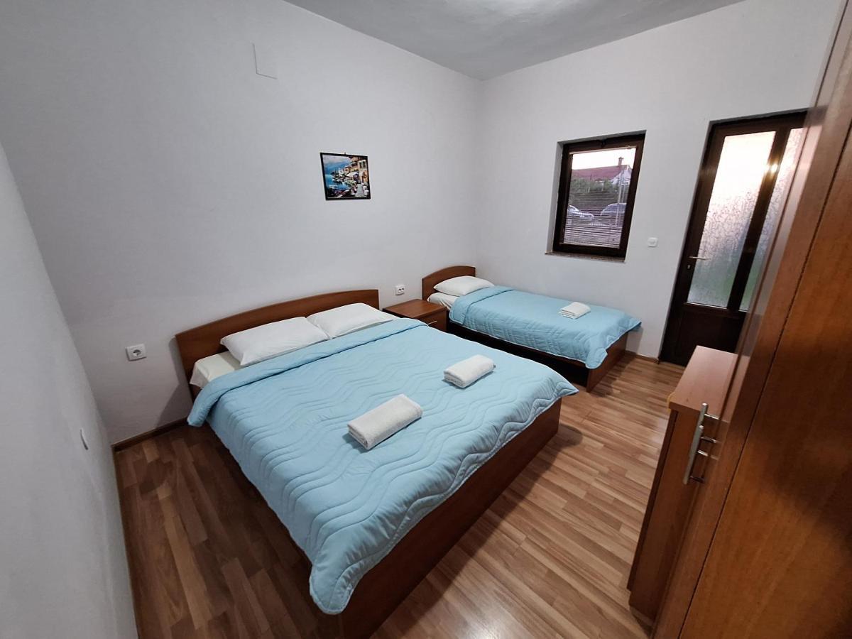 Studio Apartments Oleg Ohrid Exteriör bild