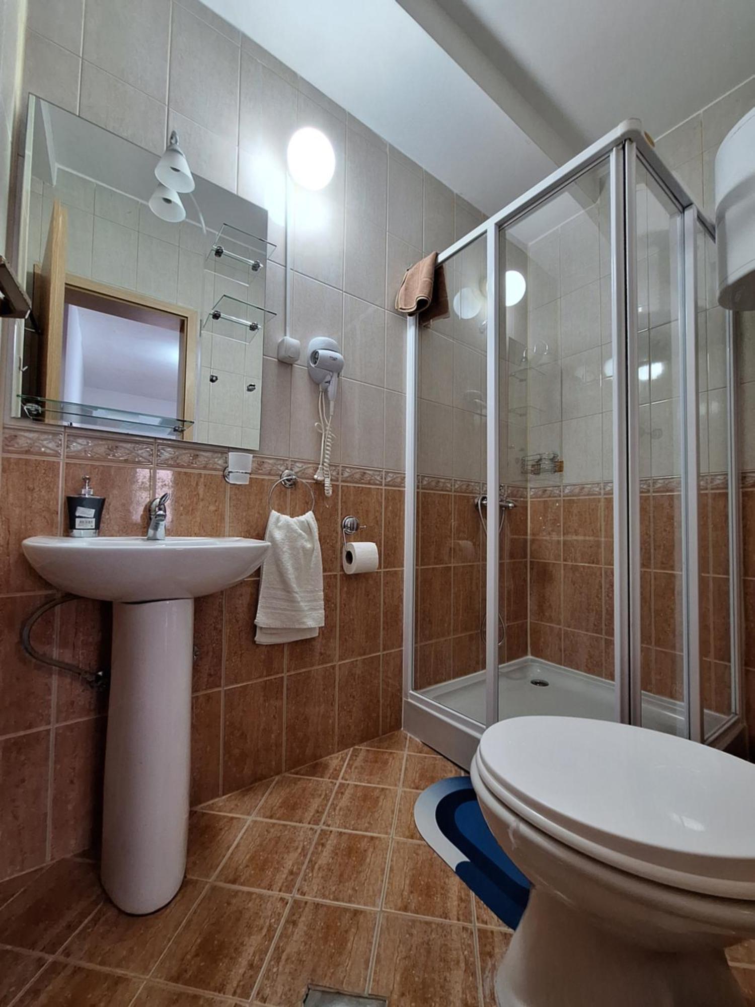 Studio Apartments Oleg Ohrid Exteriör bild